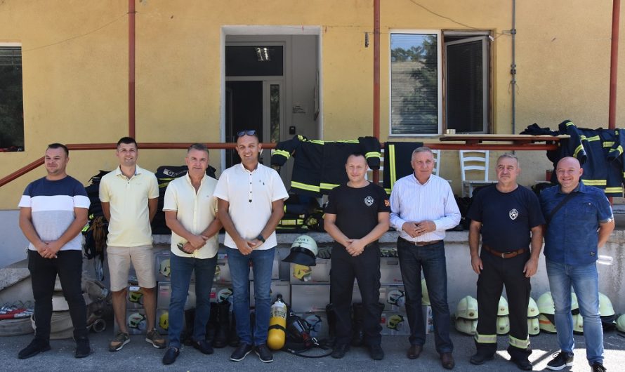 Ротари клуб „Кочани – Виница“ обезбеди донација за кочанските и винички пожарникари и доброволци